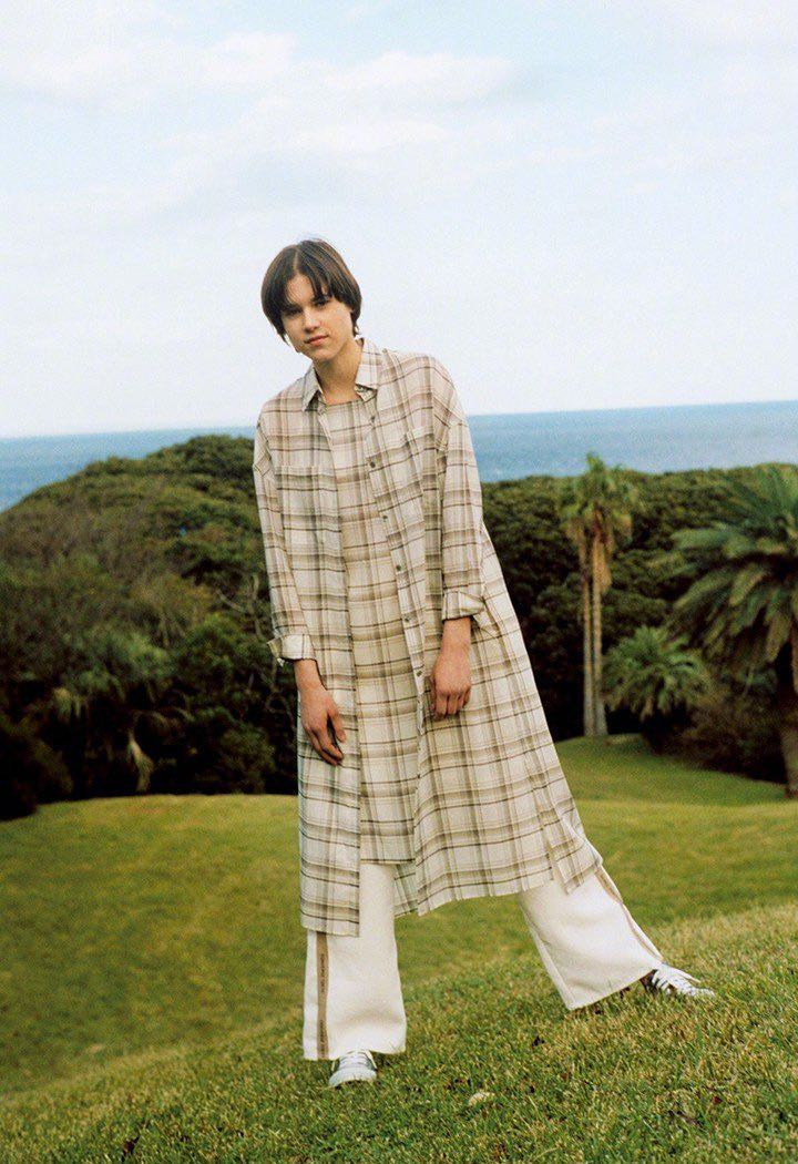 夏季最in度假风穿搭简单又时髦,夏威夷风穿搭