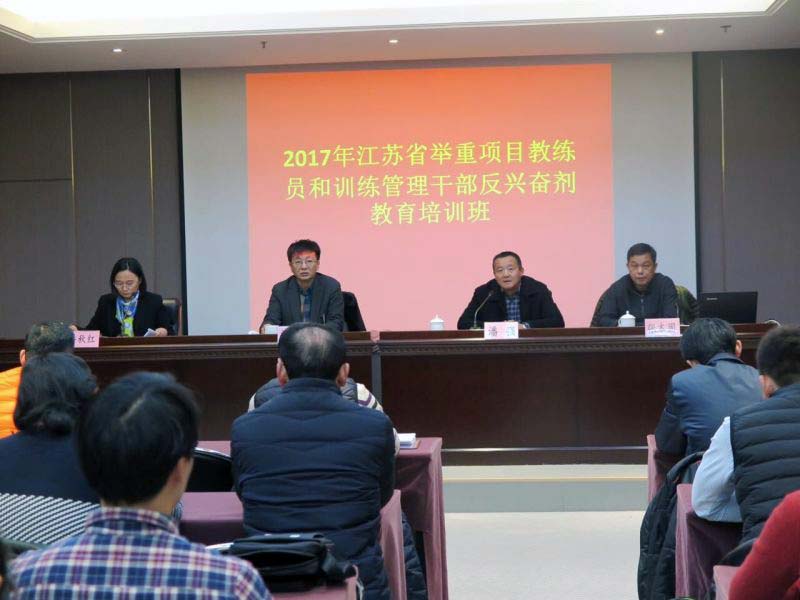 功过是非留给后人评说,功过是非留后人评述