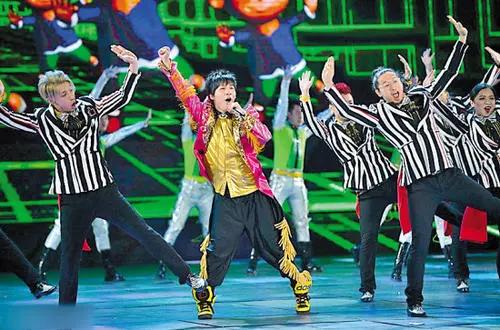 “肤浅”的大张伟，才是最清醒的那个人