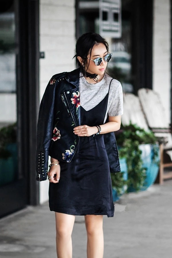 女人短袖搭休闲裙宽松时尚又减龄,吊带裙减龄显瘦洋气上档次