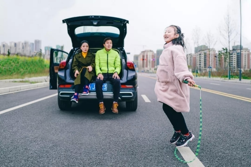 昂科拉gx首发,昂科拉gx与世界保持联系