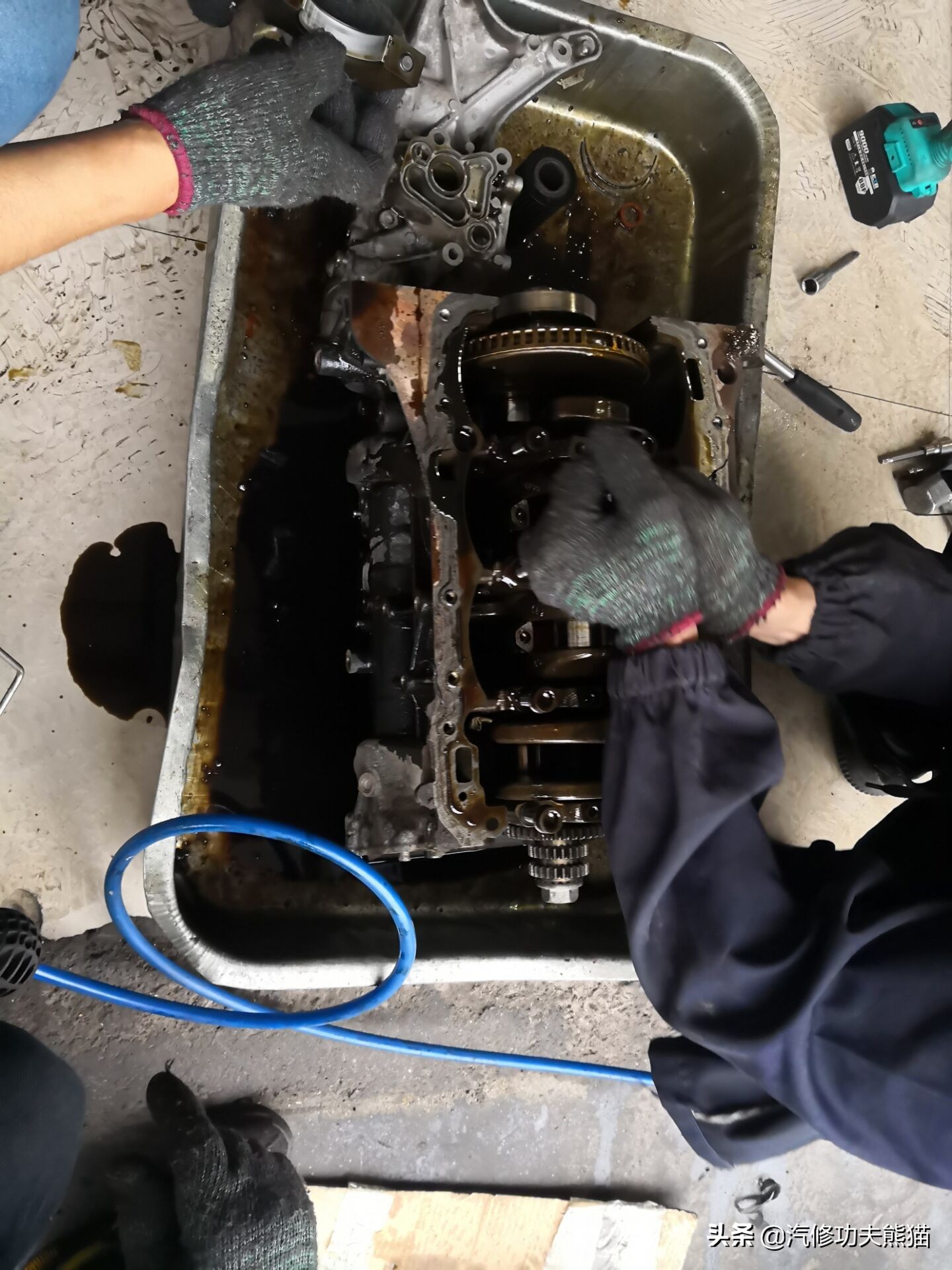 奥迪第三代ea888怎么还烧机油,奥迪的三代ea888烧机油吗