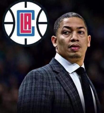 卢指导把球给小卡,卢指导战术把球给伦纳德