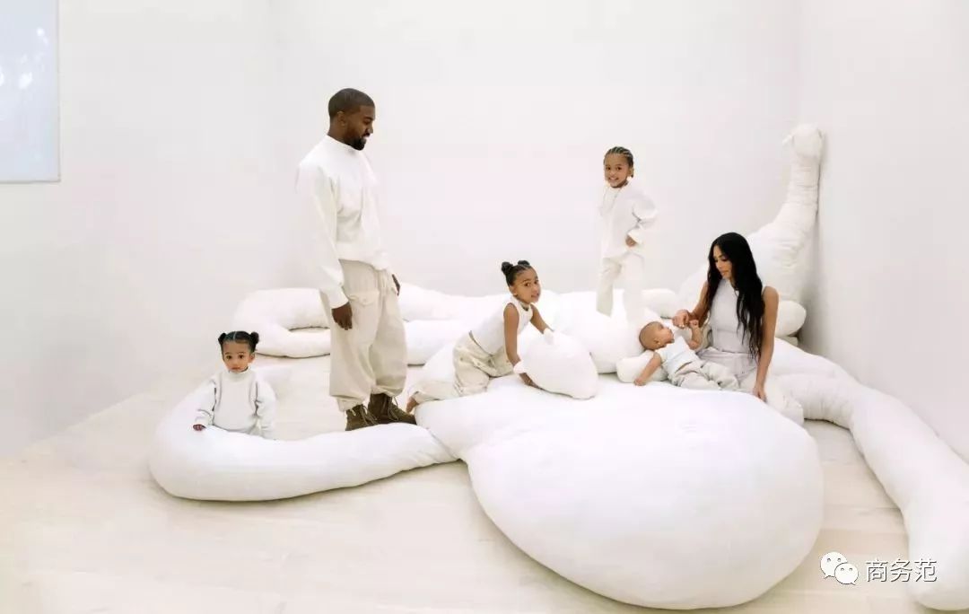 金卡戴珊家族豪宅风格,金卡戴珊豪华豪宅