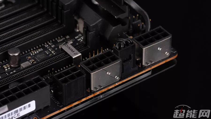 鍗庣rogzenithiiextremealpha,鍗庣rogextreme涓绘澘