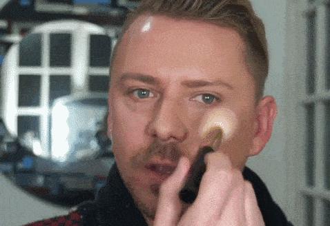 用眼霜快速去除黑眼圈的方法,哪些眼霜可以有效缓解黑眼圈