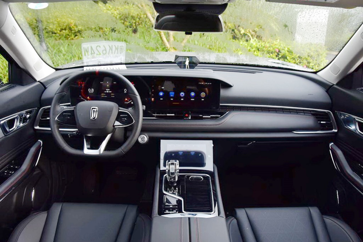 15万级动力流畅的奔腾t99家用首选,奔腾t99新款来了大五座空间不挑刺