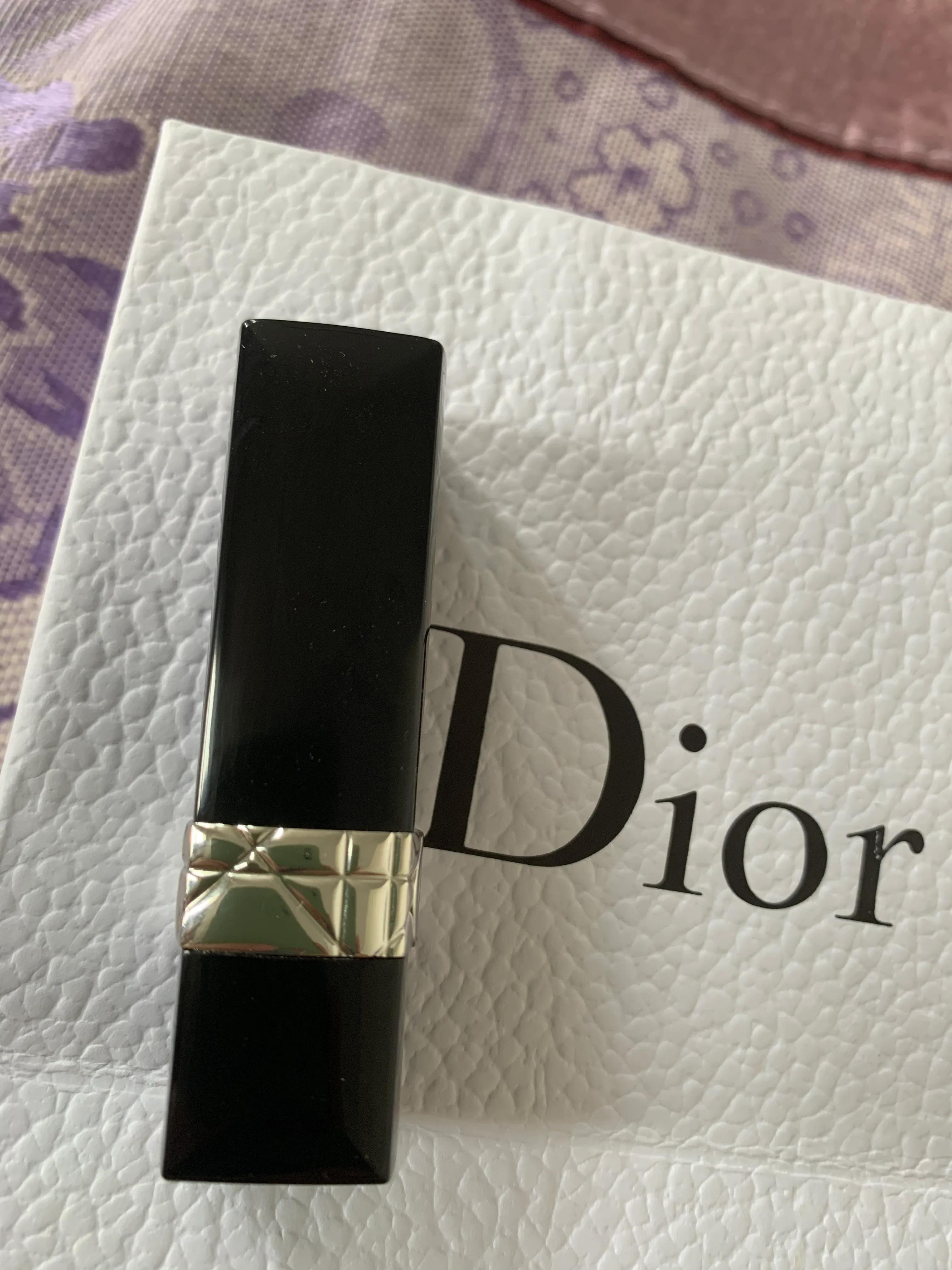 美妹们谁能帮看看这款999是真是假？