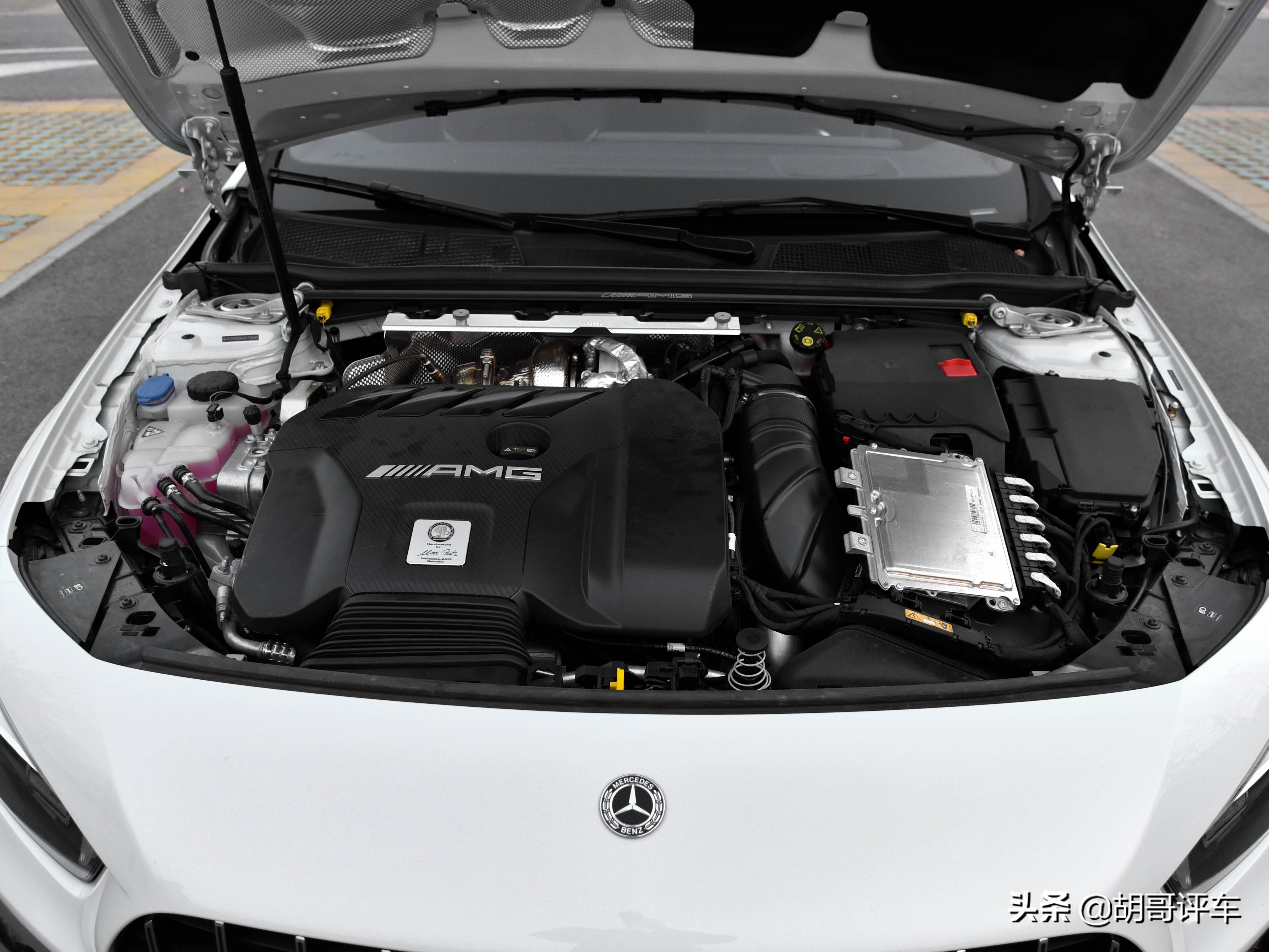 421匹的2.0t,奔驰a级amg进口2024款赛道特别版