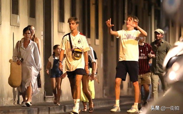 贝克汉姆最新穿搭,贝克汉姆时尚照