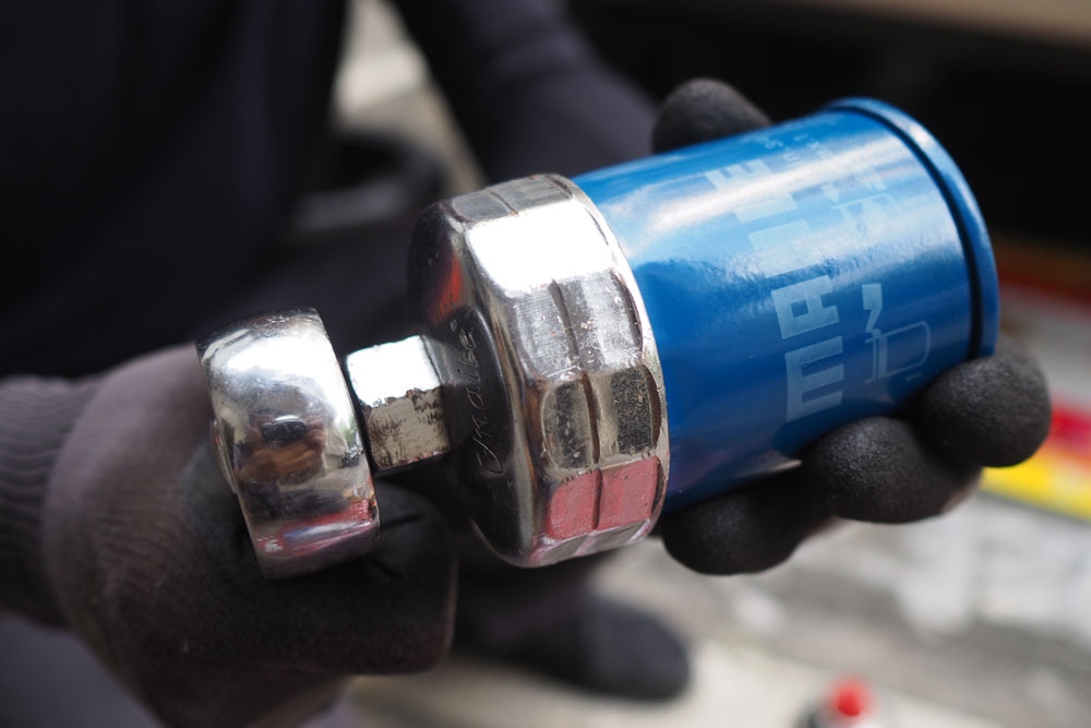 保养汽车要不要拿着保养手册,收藏汽车需要哪些手续