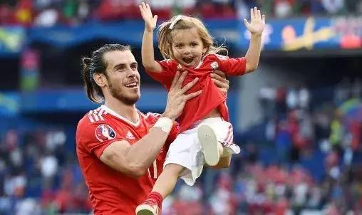 “大圣”贝尔的秘密婚礼背后的故事，是一个优秀男人的担当