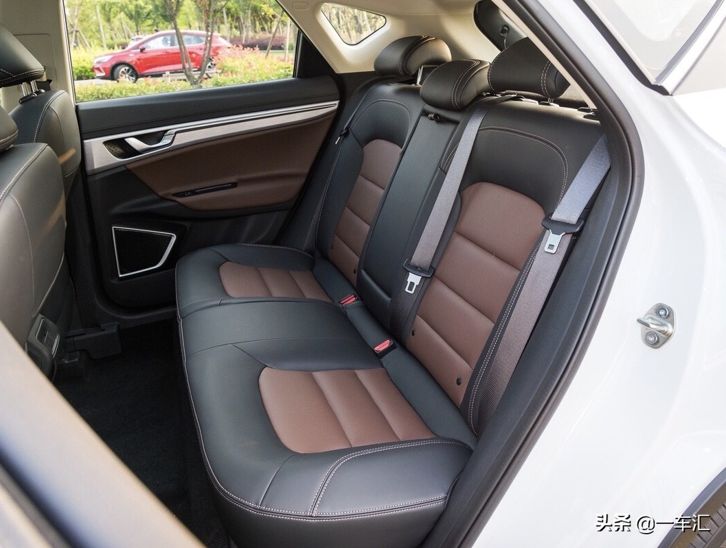 吉利帝豪新能源pro,吉利帝豪gspro