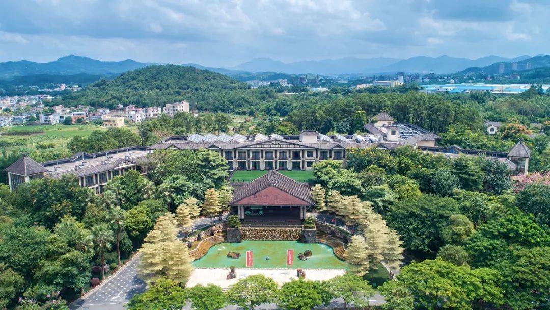 倒数狂欢夜,清远森波拉奇妙世界主题乐园住宿