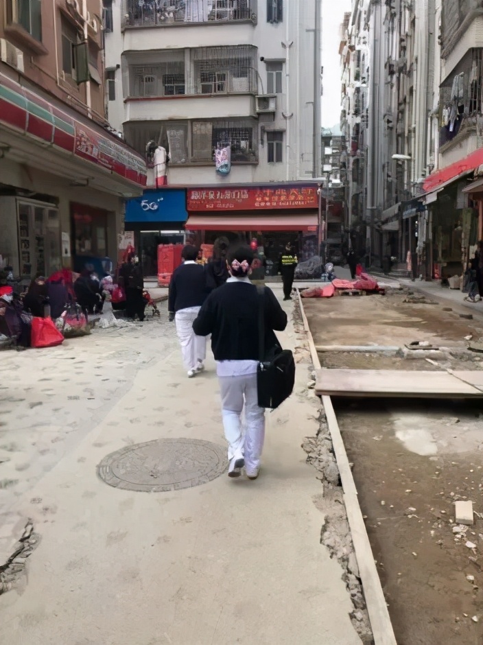 医护人员上门服务,医护人员上门服务治疗