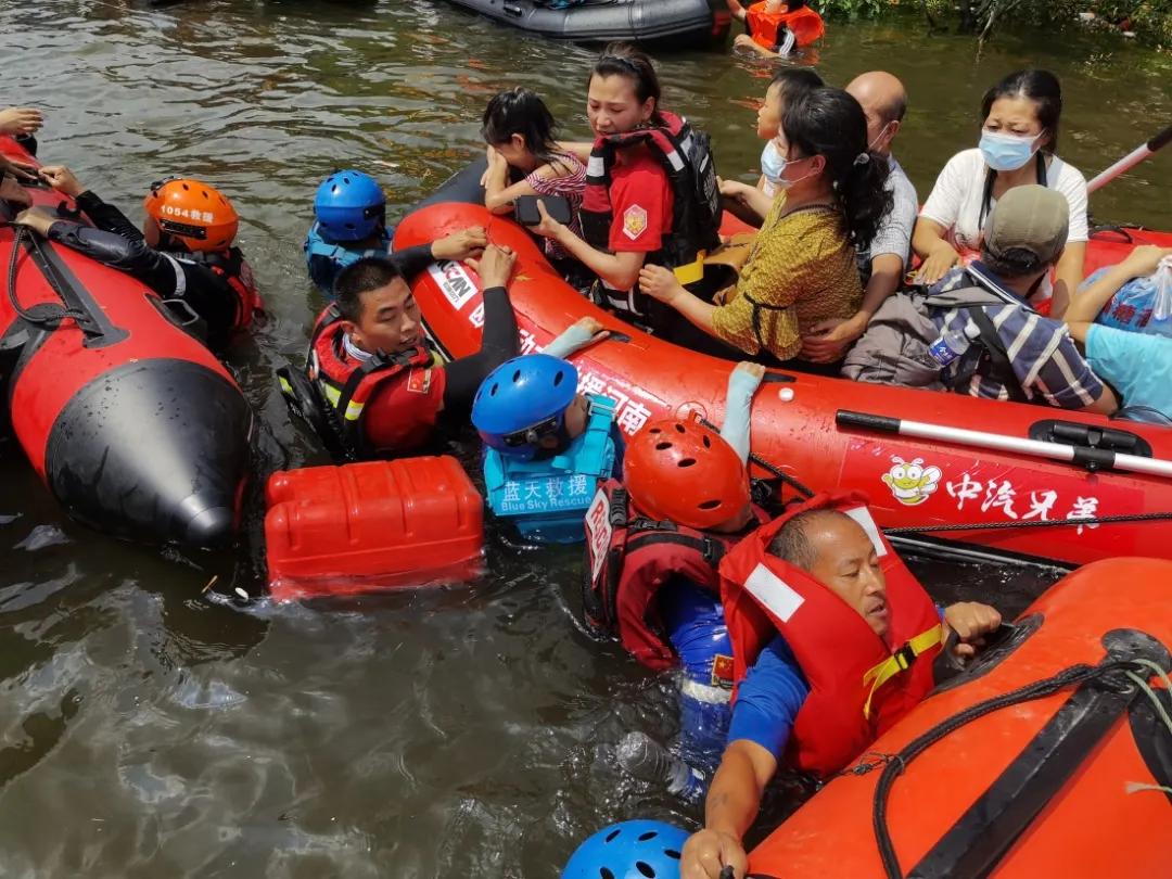 澧县雄鹰救援队来津市,澧县雄鹰救援队志愿广西
