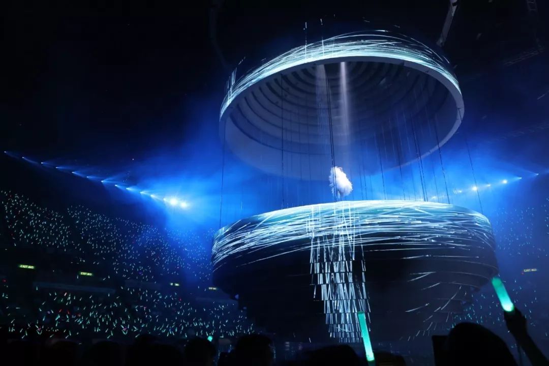 容祖儿张学友刘德华,容祖儿演唱会刘德华出场