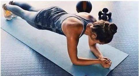 饭后30分钟懒人操大肚腩没了,四个动作让你甩掉大肚腩