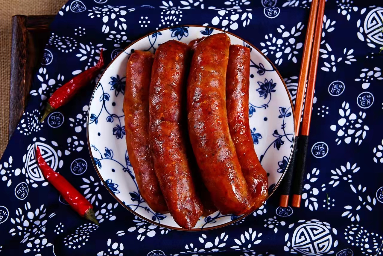 最好吃不咸的香肠配方,只放盐和糖的原味香肠配方