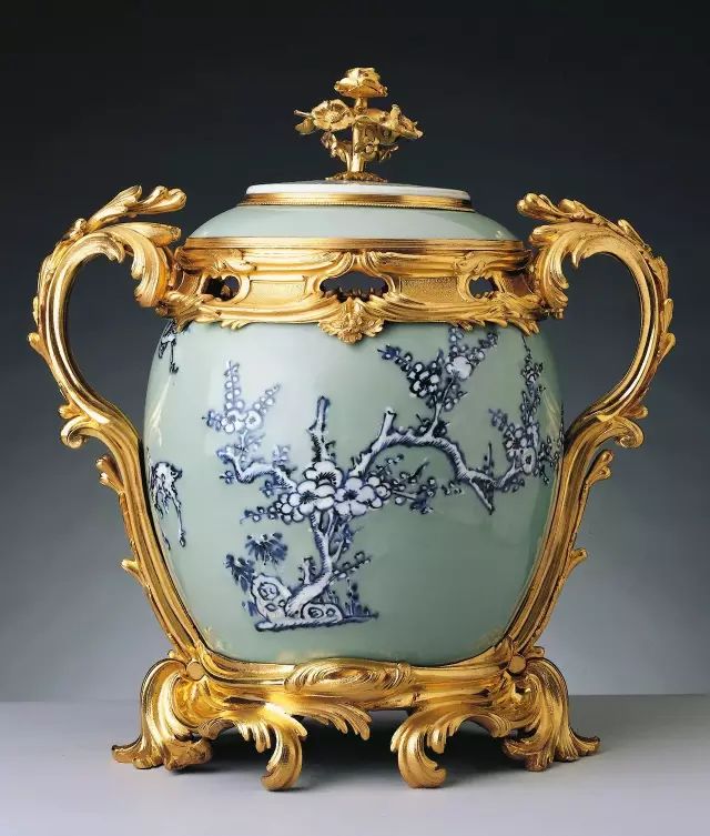 路易十五最著名的*妇情**：蓬巴杜夫人传奇一生