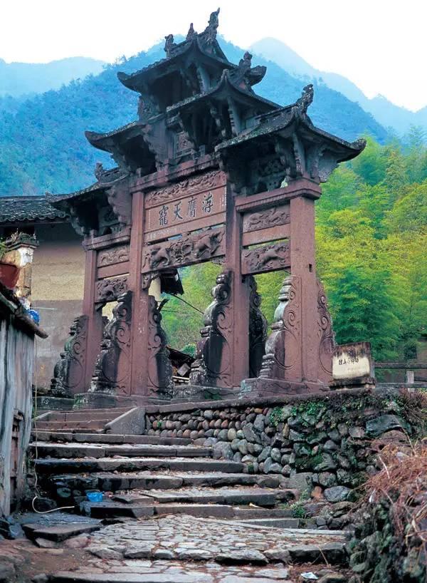 书藏古今港通天下,书藏古今港通天下央视