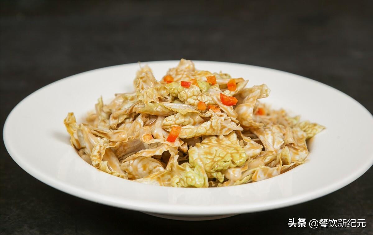 主持人如何看待乾隆白菜,为何男主持说乾隆白菜是凉菜