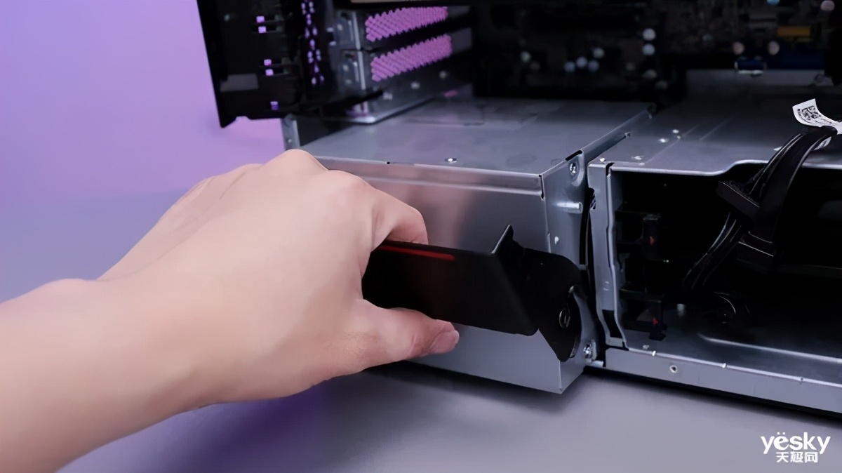 全球首款64核工作站的怪兽级生产力联想ThinkStationP620评测