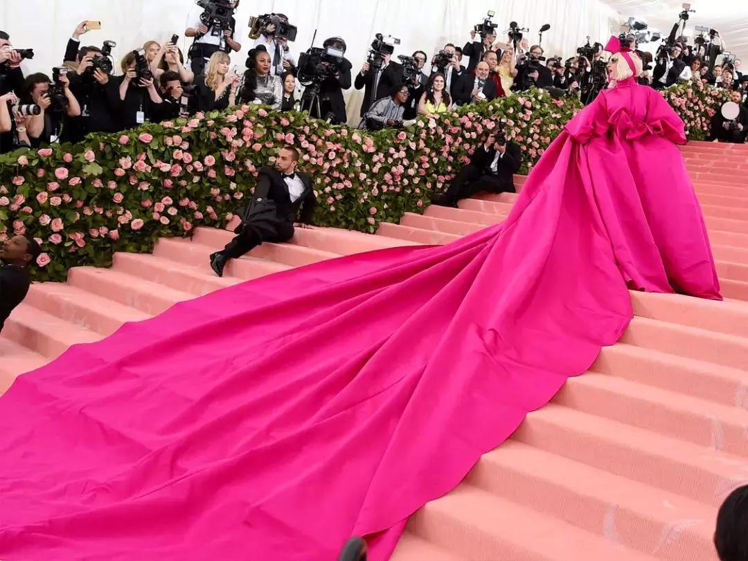 MetGala｜他们都在骗你，今年时尚奥斯卡的主题，是中国古代神话