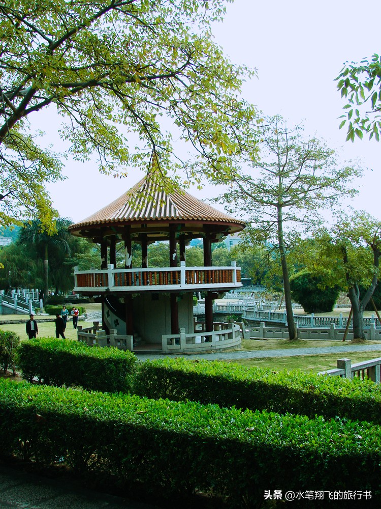 厦门有这样一个地方｜小和尚的邻居是大学生，古朴与摩登并存