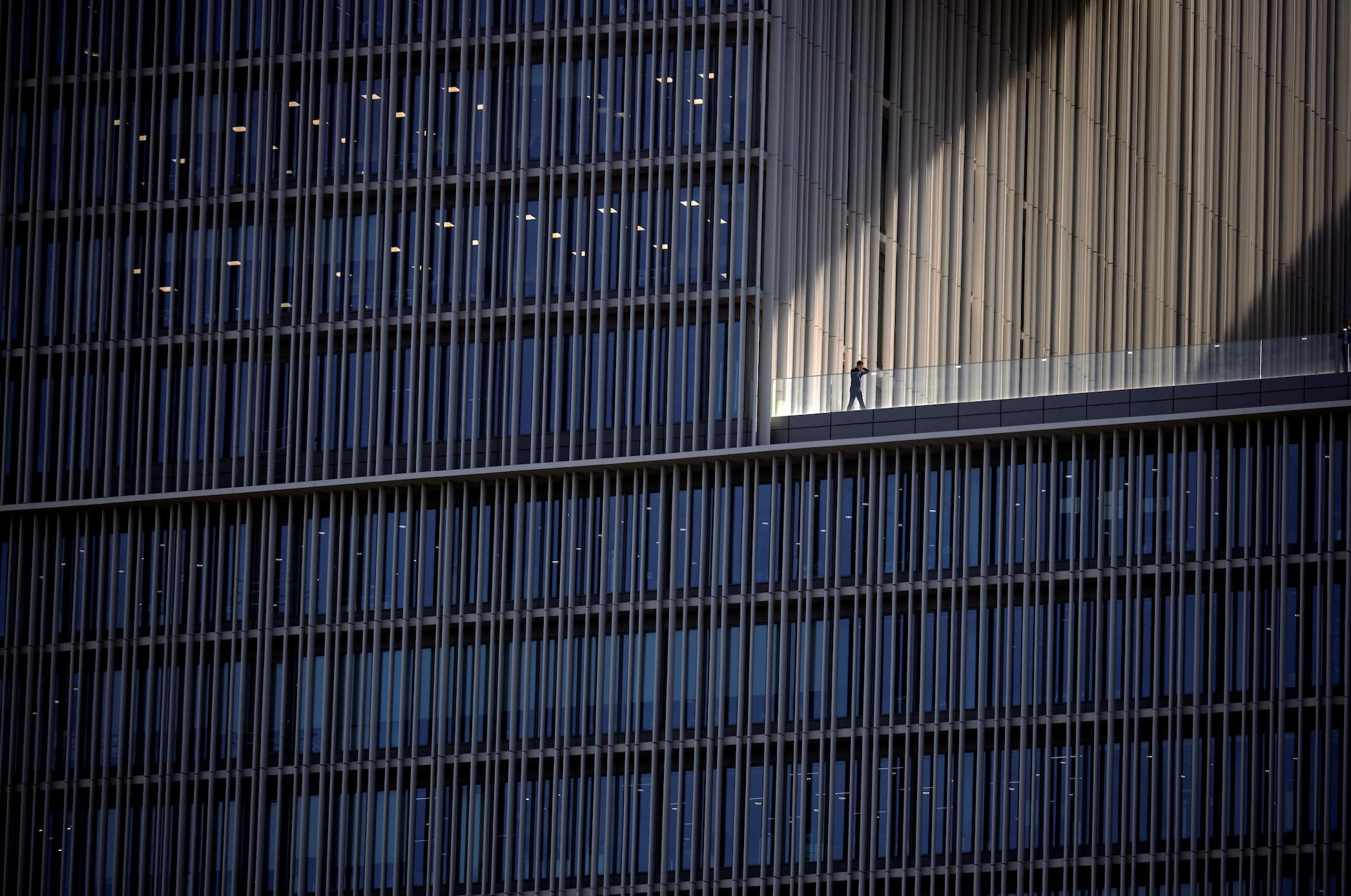 韩国经济全面向下？倒闭、失业、自杀，“犹如殒命前的重病者，病症繁多，每一种都病入膏肓”