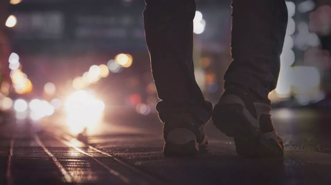 当你身边的人退出金融圈,一般人别去金融圈