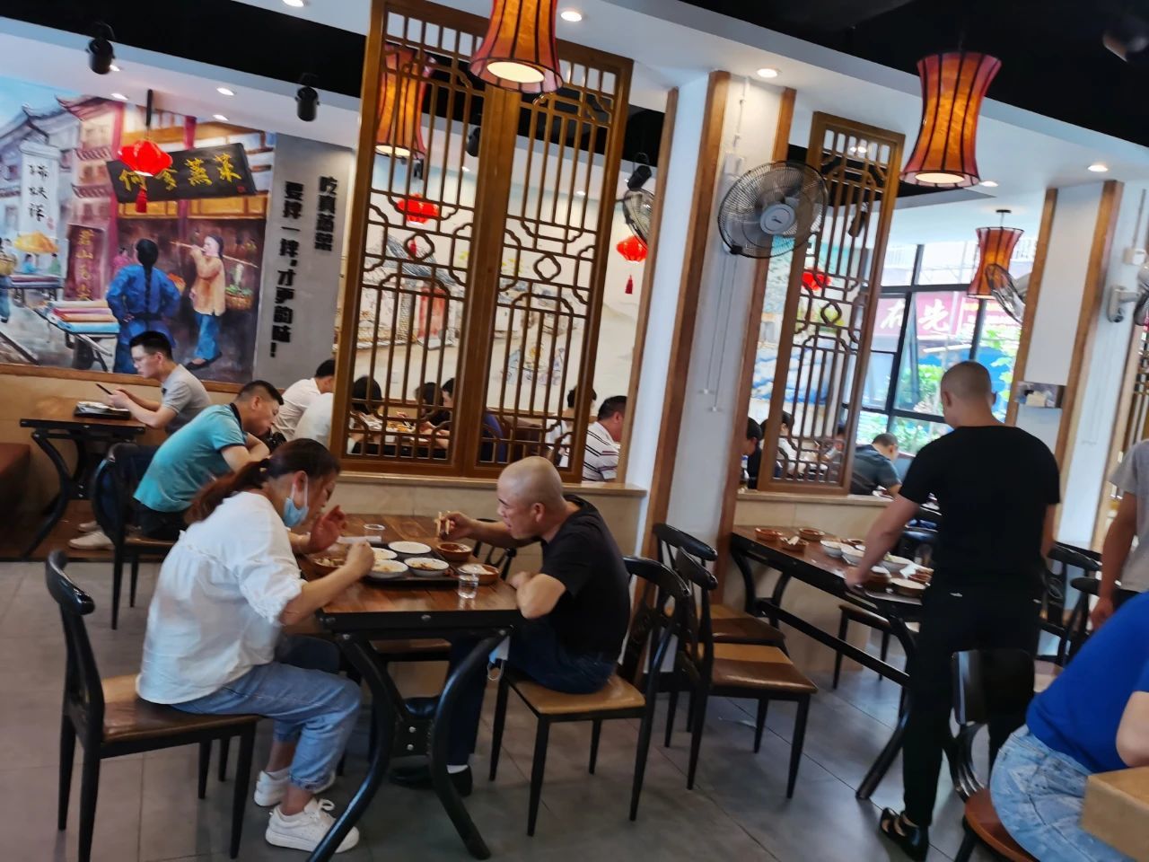 十年老店怎么经营,开一家小碗菜要准备什么