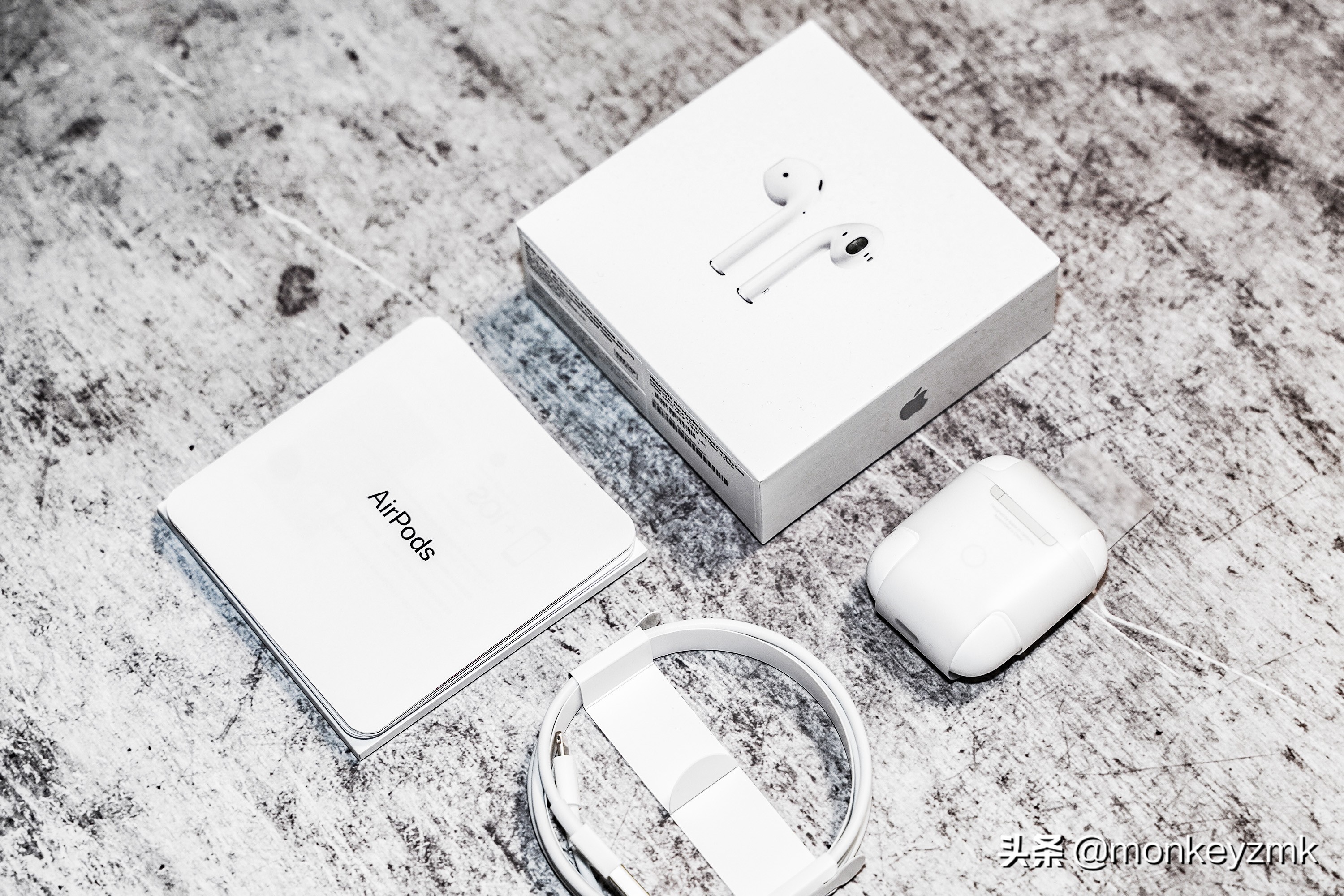 入手airpods2第一件事,airpods2体验4个亮点和2个缺点