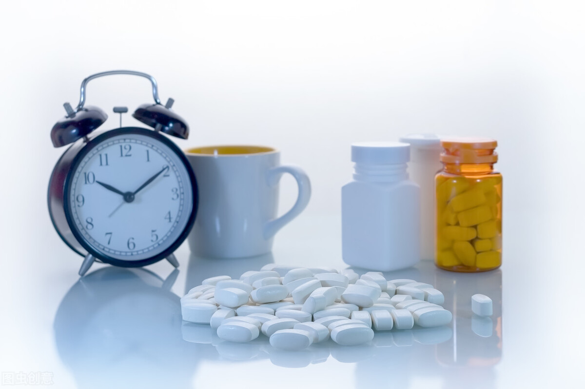 胸闷胸痛是什么原因导致的冠心病,88岁老人晚上胸闷心绞痛