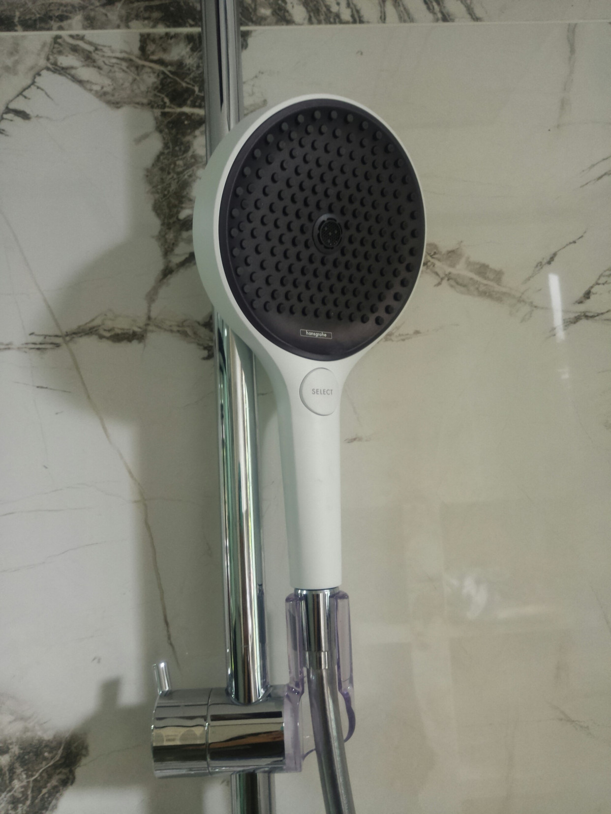 洗了十多年冷水澡,你都想象不到用久了的花洒有多脏