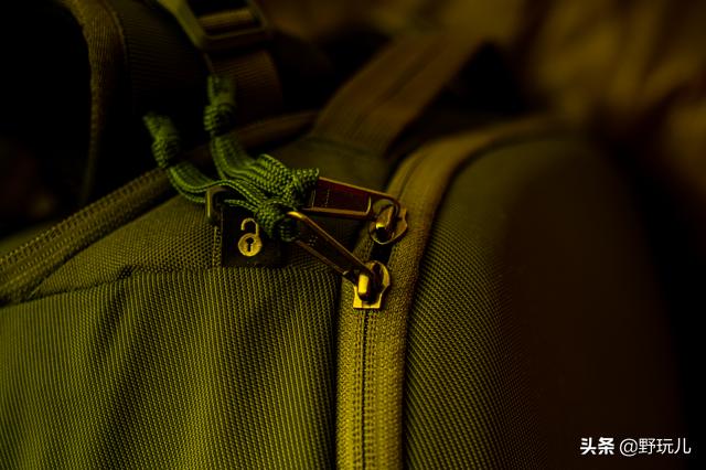 thule拓乐包,拓乐thule25lvea多功能背包测评