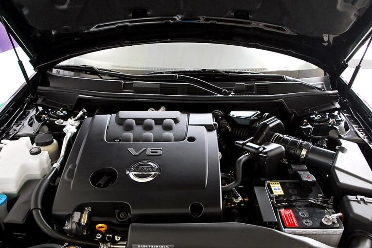 战友家里的老天籁卖我2万多，这个价格亏吗？