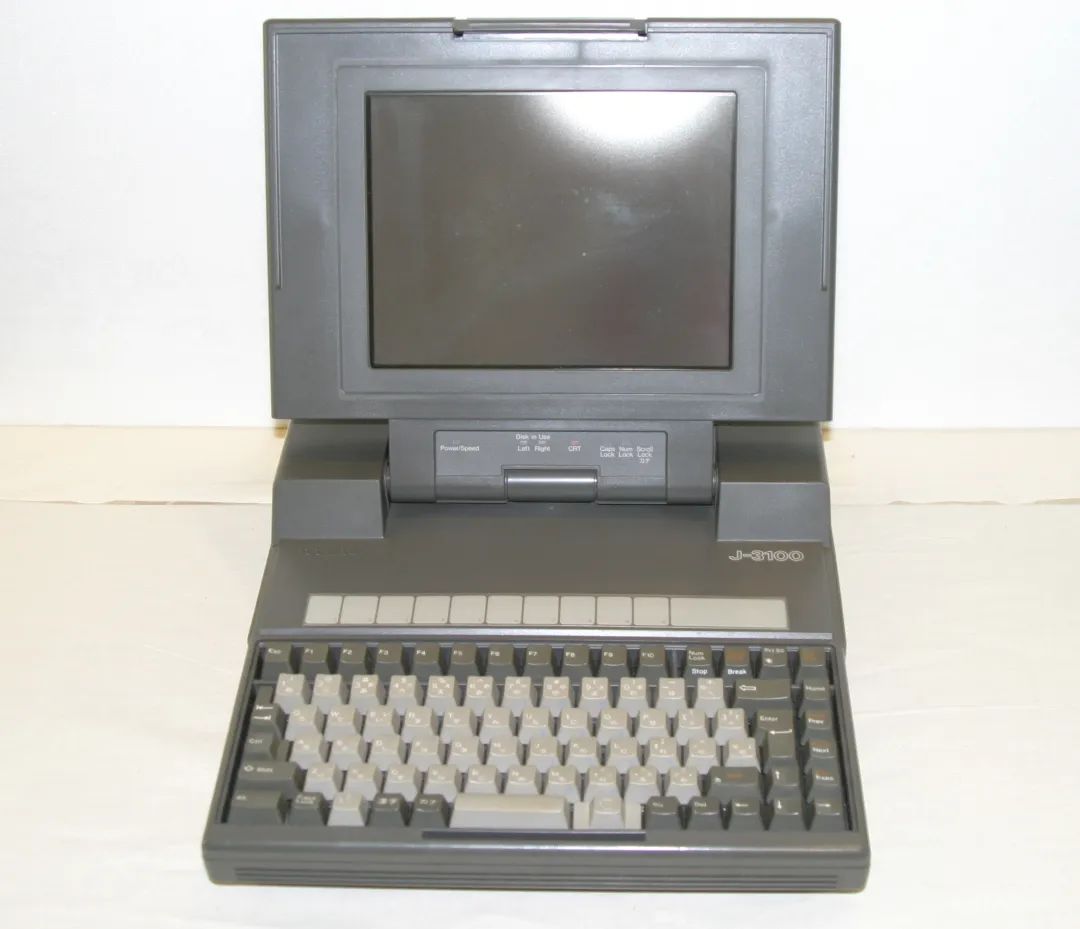 35年历史的笔电始祖，10年前差点破产，现在又回来了