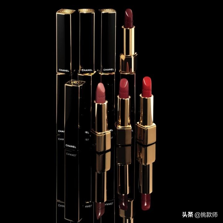 CHANEL香奈儿2020圣诞彩妆链带图腾，超美噢