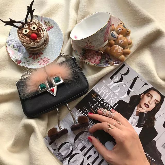 包慌？看宇宙博主们疯狂背什么