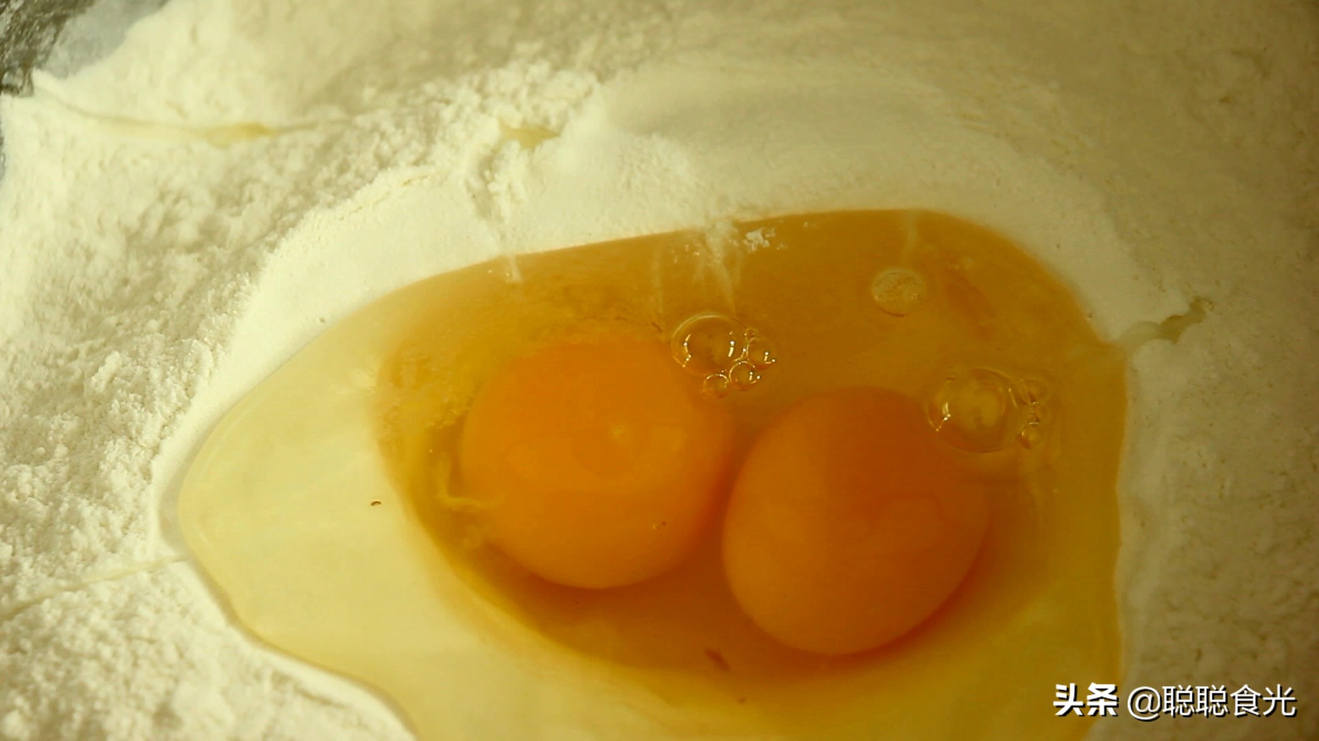 碱面手擀面怎么做劲道不断条,做手擀面放点什么筋道