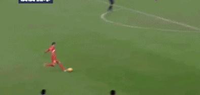 一名球员,一个冠军,4号因他变得不平凡