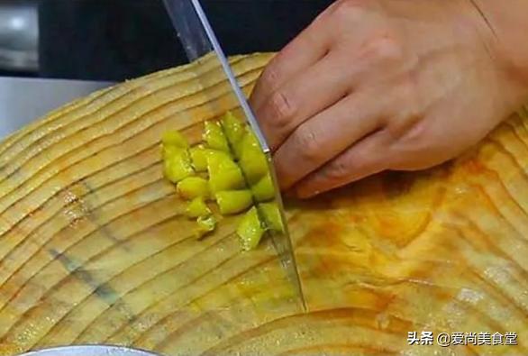 泡椒鸡胗的做法最正宗的做法,泡椒鸡胗的泡椒水要不要放进去炒