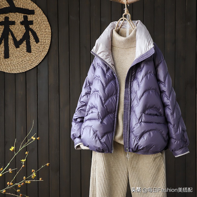 短款羽绒服小脚裤穿搭小个子,短款羽绒服加阔腿哈伦裤冬天搭配