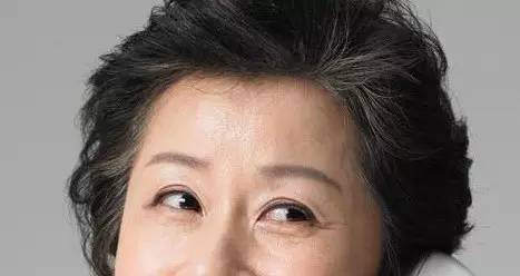 这才是8090原本该有的样子,精致女孩必备最好的化妆品