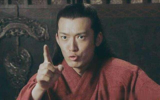 孙策去世周瑜回来,新三国孙策战死大乔痛哭