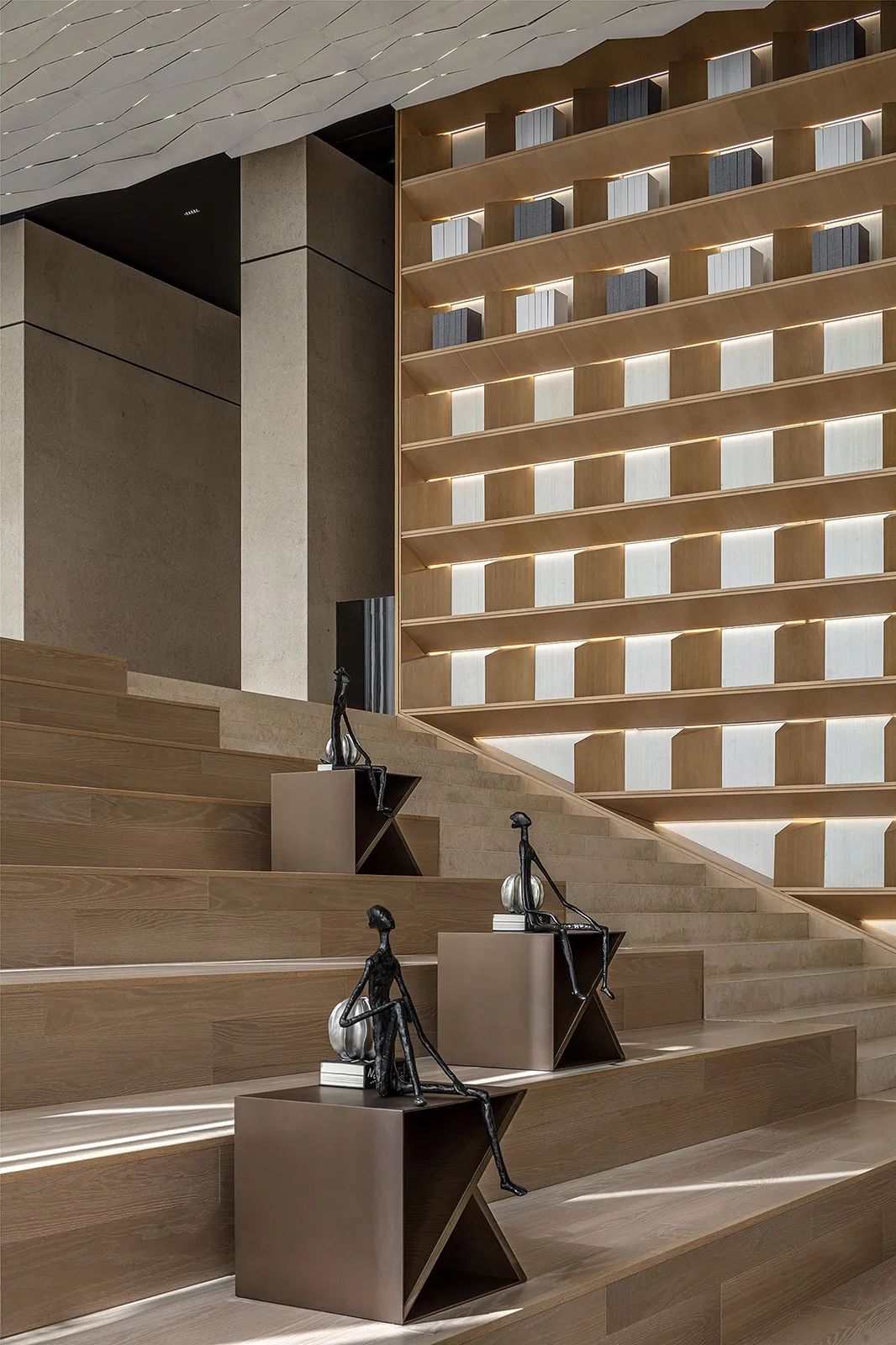 首发|达观设计：现代折线艺术生活馆，家与城市的过渡