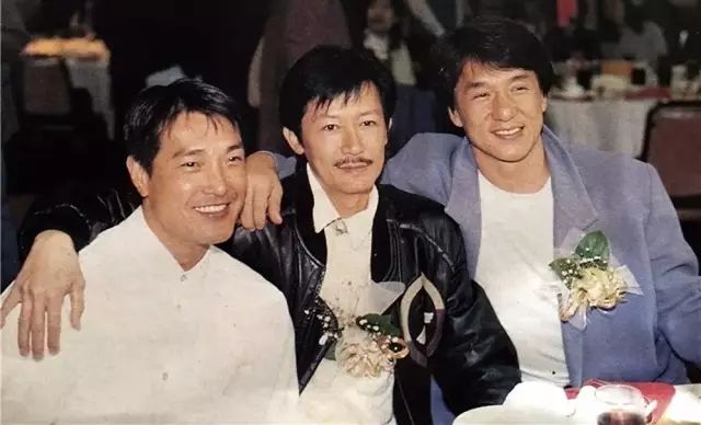 成龙的演戏生涯,成龙当年没成名就如此努力