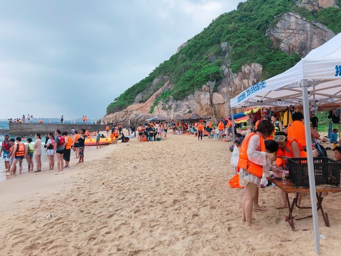 冲浪旅游地,海南万宁必去打卡