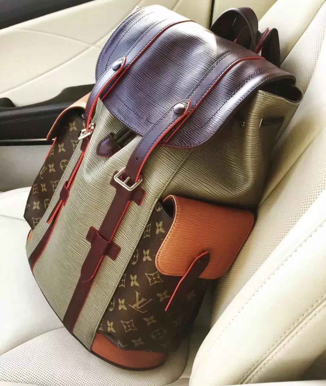 2020最火的男士包guccilv,gucci和lv包包入门款